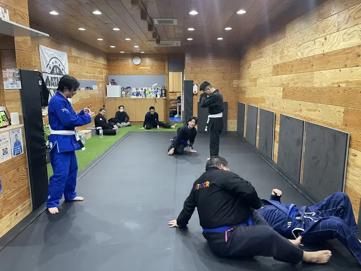 ジム全体を使った練習風景